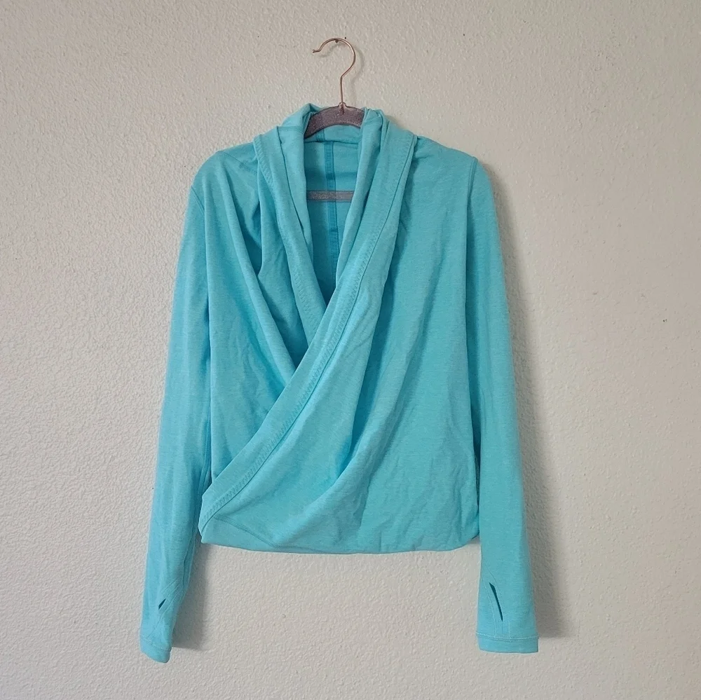 Ivivva by Lululemon Four Count Shrug Sky Blue Size 6